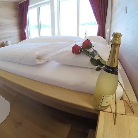 Ferienbungalow Mountain View Wood Spital am Pyhrn